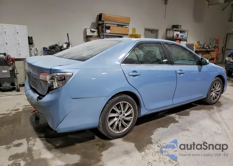 2012 Toyota Camry Base z USA, uszkodzony, nr VIN 4T4BF1FK1CR160683